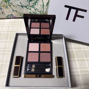 Tom Ford TF Classics 3-Piece Eye Quad & Lipstick Set